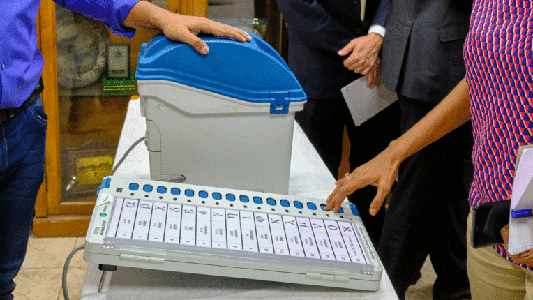 Photo of ब्रिटेन में अंतिम दो उम्मीदवारों के चयन के वास्ते आज आखिरी बार मतदान