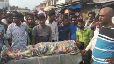 Photo of प्रयागराज: झाँकी पंडाल में करंट लगने से दो युवकों की मौत