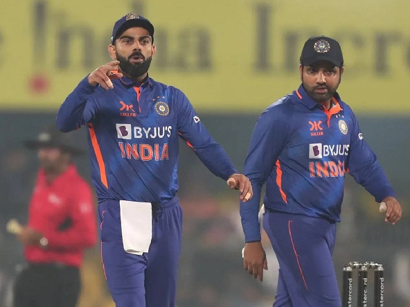 Photo of ICC की वनडे टीम में रोहित-विराट नहीं, बाबर कप्तान, 2 भारतीयों को जगह