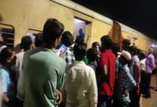 Photo of जम्मूतवी एक्सप्रेस में फिल्मी स्टाइल में डकैतीः बदमाशों ने फायरिंग कर लाखों रुपये लूटे, विरोध करने पर यात्रियों से की मारपीट