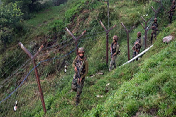 सेना ने जम्मू-कश्मीर के तंगधार सेक्टर में LOC पर घुसपैठ की कोशिश नाकाम, दो आतंकवादी ढेर